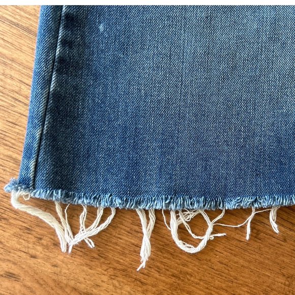 LOFT Distressed Denim Front Slit Skirt SIZE 6 - Picture 6 of 6